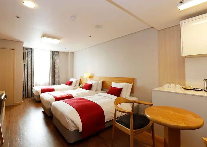 Ramada By Wyndham Dongdaemun Hotel 3*