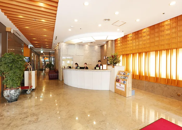 Hotel Ramada By Wyndham Dongdaemun 3*