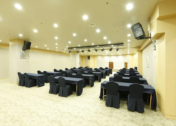 Ramada By Wyndham Dongdaemun Hotel 3*