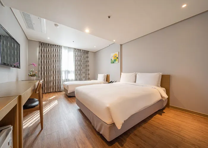 Ramada By Wyndham Dongdaemun Seul